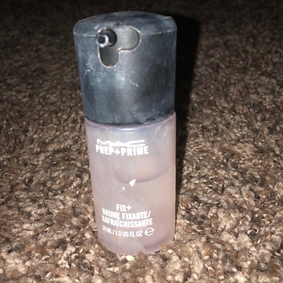 MAC foundation and 2 spray primers! - Picture 2 of 5